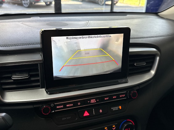 Vehicle image 14 Vehicle image 14