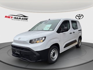 Vehicle image TOYOTA PROACE CITY 0