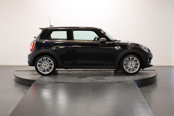 MINI Mini F56 Cooper SE 2