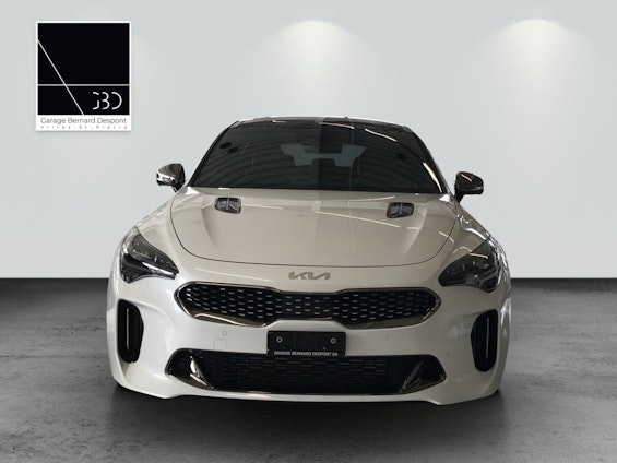 Vehicle image 9 Vehicle image 9