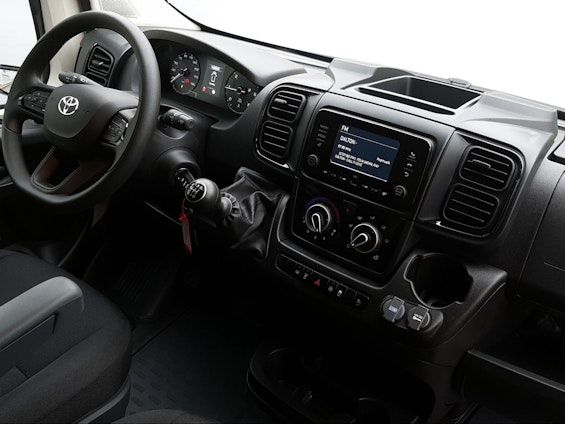 Vehicle image 12 Vehicle image 12