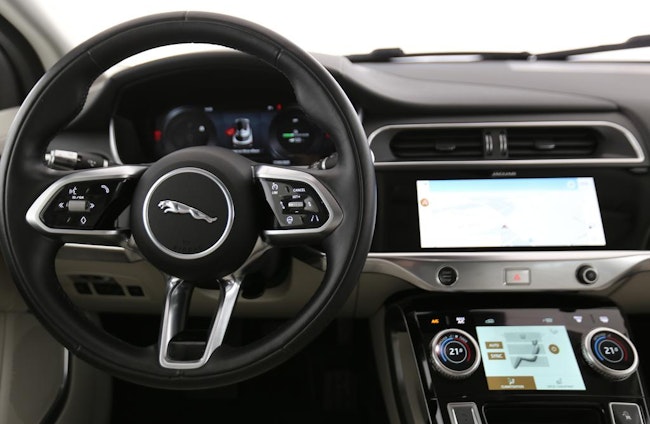 Vehicle image 5 Vehicle image 5