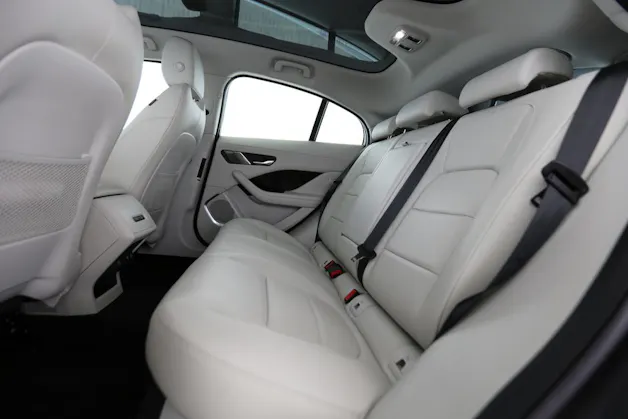 Jaguar I-Pace EV400 HSE AWD