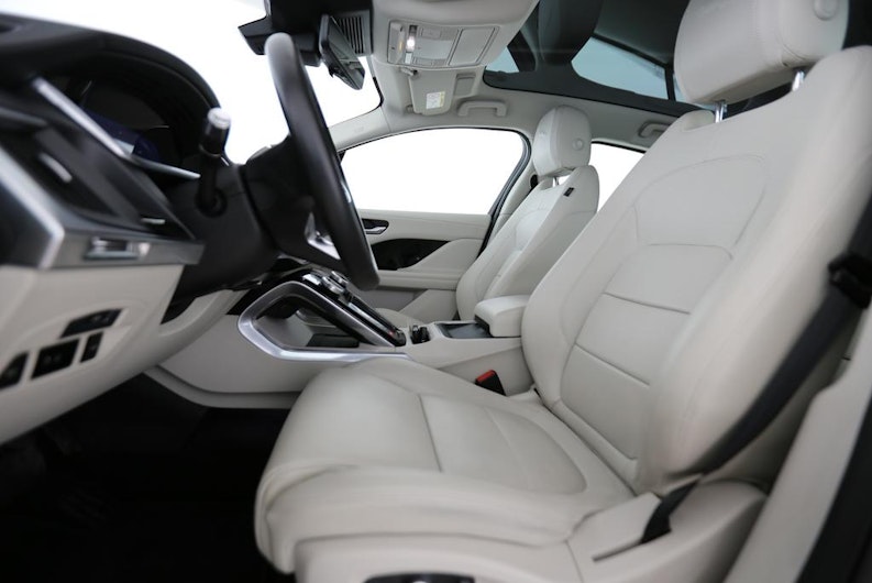 Vehicle image JAGUAR I-PACE