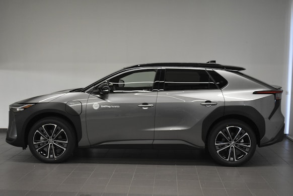 TOYOTA bZ4X Premium AWD 2