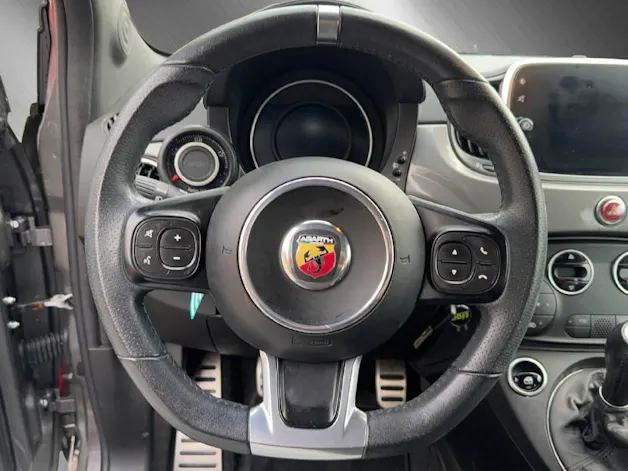 Fiat 595 Abarth 1.4 T-Jet 145