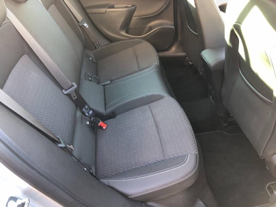 Vehicle image 7 Vehicle image 7