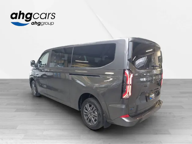 Ford E-Tourneo C Bus 340 L2 Titanium
