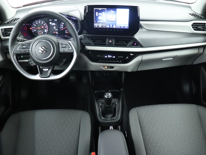 Vehicle image SUZUKI SWIFT