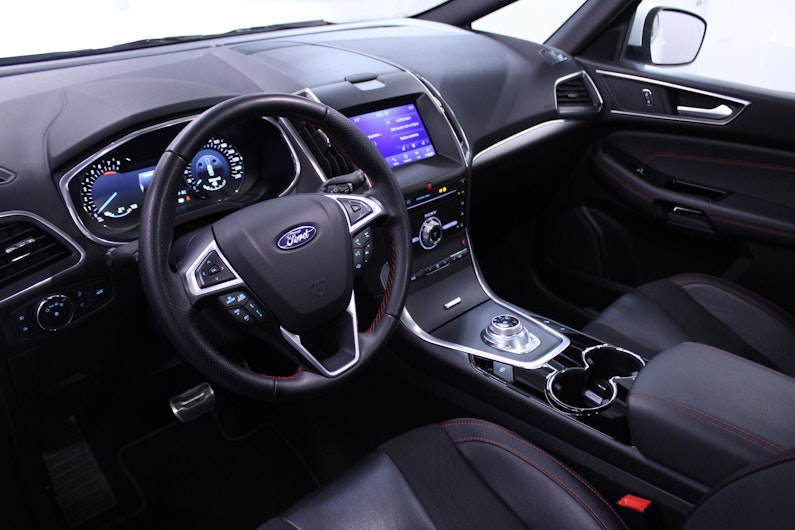 Vehicle image FORD S-MAX