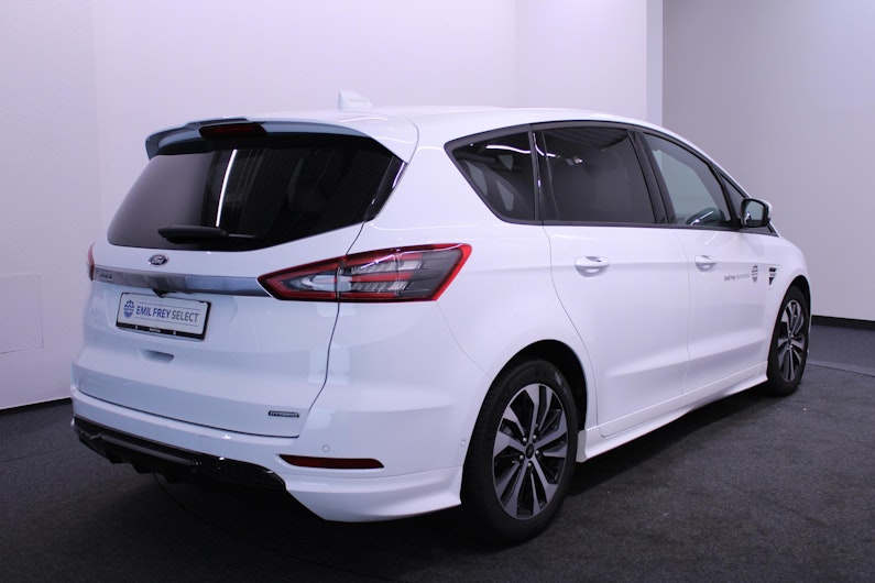 Vehicle image FORD S-MAX