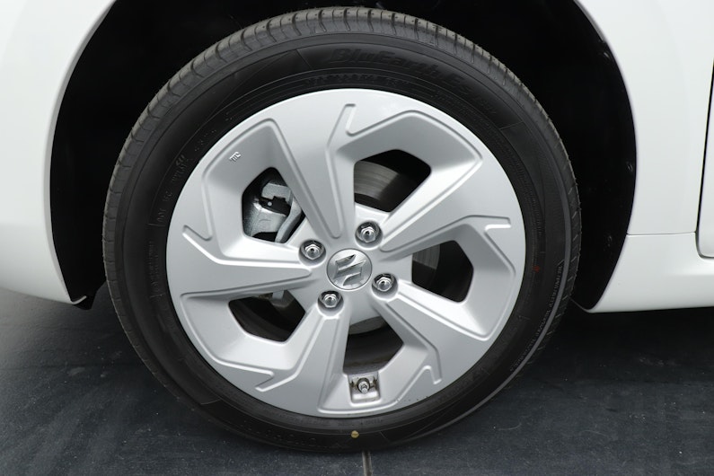 Vehicle image SUZUKI SWIFT