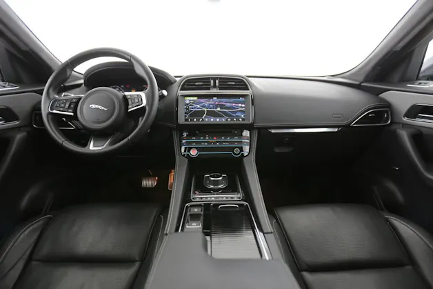 Jaguar F-Pace 2.0 T 250 CF Swiss Edition AWD
