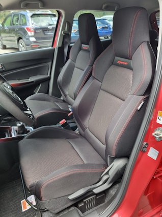 Vehicle image 8 Vehicle image 8