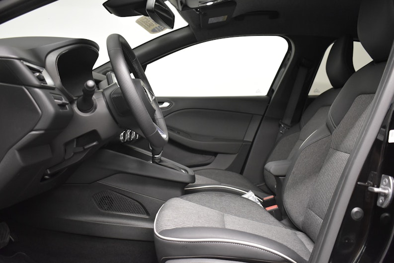 Vehicle image MITSUBISHI COLT