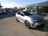 First vehicle image