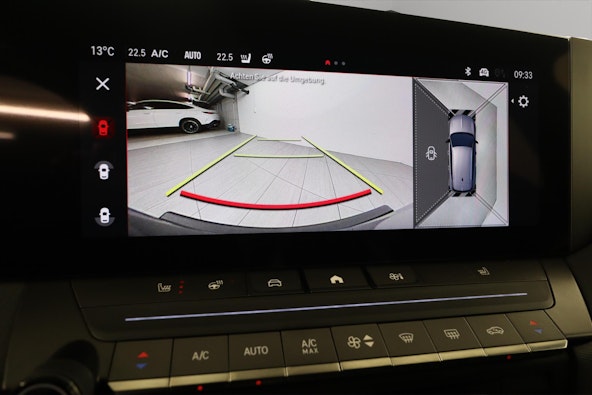 Vehicle image 10 Vehicle image 10