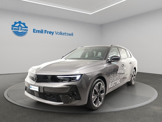 First vehicle image First vehicle image