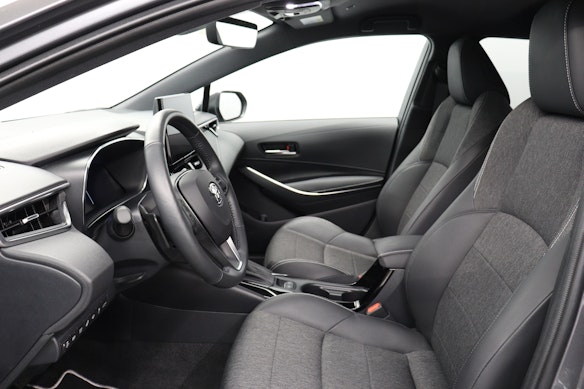 TOYOTA Corolla Touring Sports 2.0 HSD Trend 2
