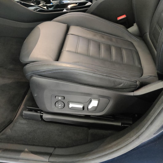 Vehicle image BMW iX3