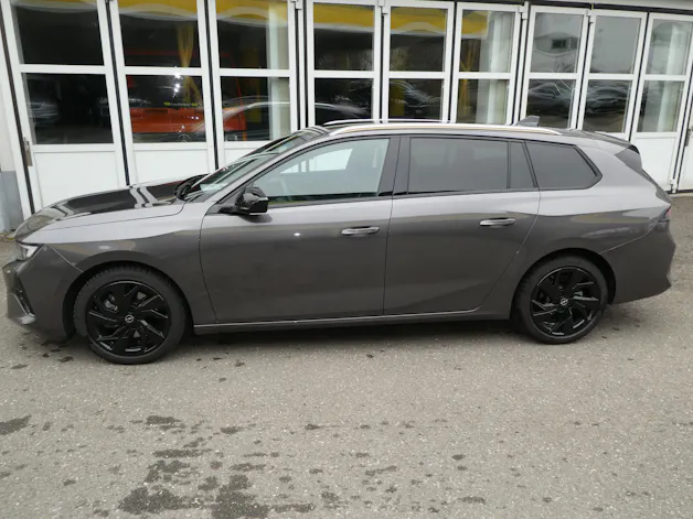 Opel Astra Sports Tourer 1.2 T 130 Swiss Plus