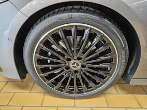 Mercedes-Benz A 220 4Matic AMG Line