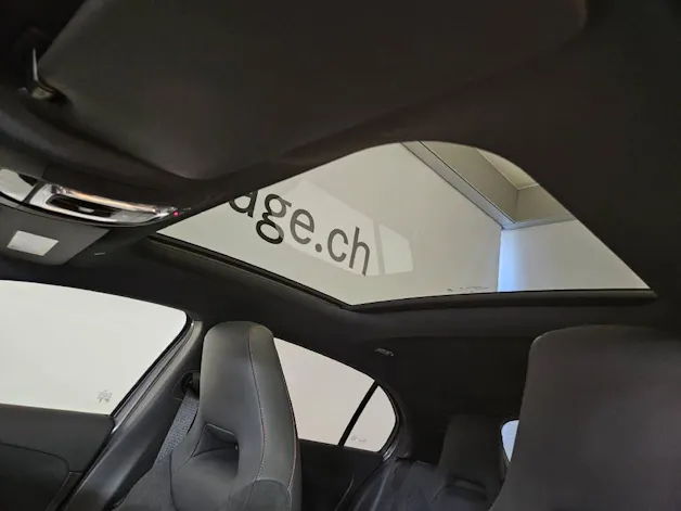 Mercedes-Benz A 220 4Matic AMG Line