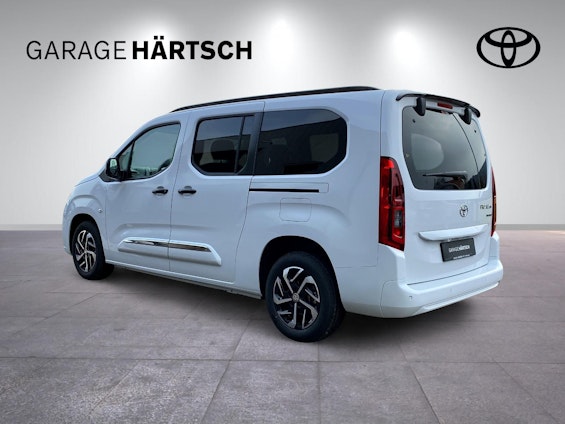 Vehicle image 3 Vehicle image 3