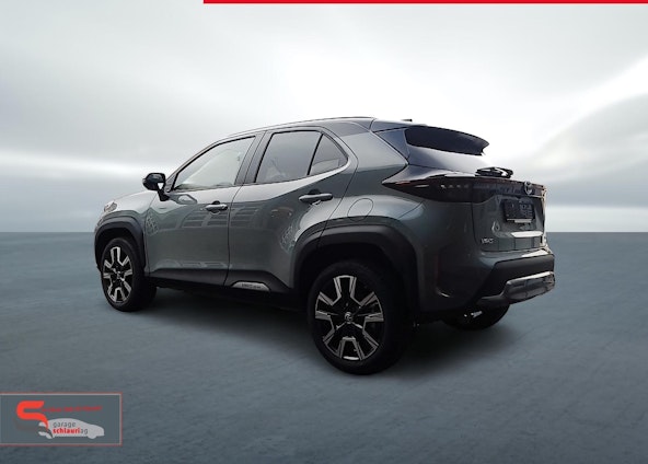 Vehicle image 3 Vehicle image 3