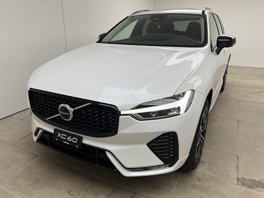 VOLVO XC60 2.0 B5 MH Plus Dark AWD 0