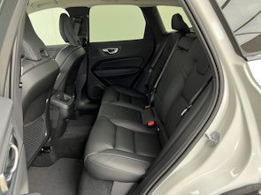 Vehicle image VOLVO XC60 2.0 B5 MH Plus Dark AWD / ab 3,99% Leasing bei Abschluss einer Protect Autoversicherung