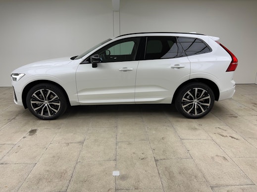 VOLVO XC60 2.0 B5 MH Plus Dark AWD 2