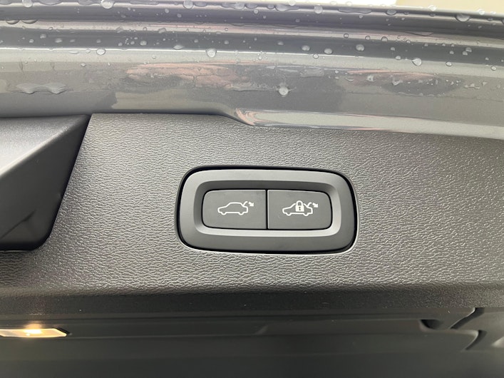 Vehicle image VOLVO V60