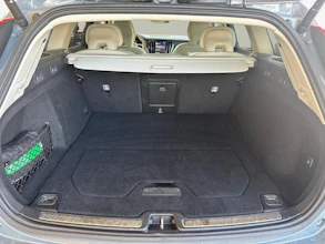 https://vehicle.imgix.net/3801146/30f27fab-0236-4c14-8858-b59d45e41490.jpg