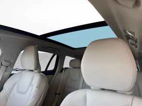 https://vehicle.imgix.net/3801146/60925055-cded-4291-be47-06039cf7f7a1.jpg