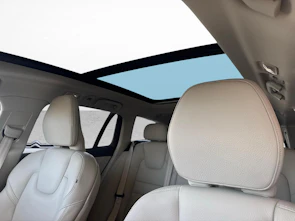 Fahrzeugbild VOLVO V60 Cross Country 2.0 B4 Ultimate AWD