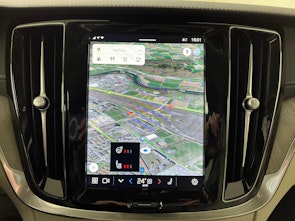 Vehicle image VOLVO V60 Cross Country 2.0 B4 Ultimate AWD / ab 3,99% Leasing bei Abschluss einer Protect Autoversicherung