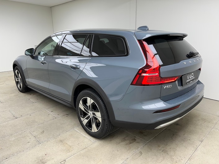 Vehicle image VOLVO V60