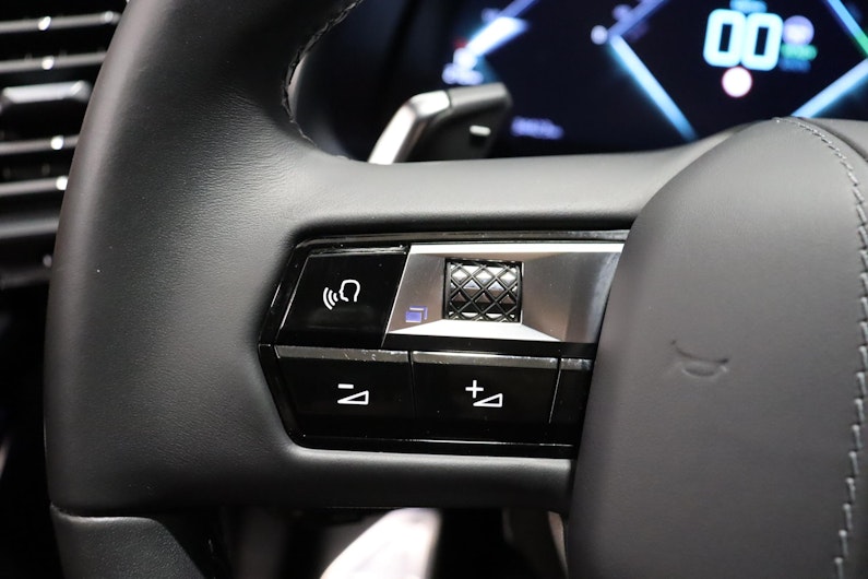 Vehicle image DS AUTOMOBILES DS7