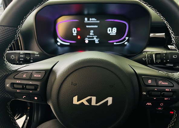 Vehicle image 5 Vehicle image 5