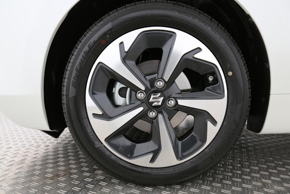 Vehicle image 5 Vehicle image 5