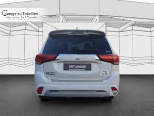 Mitsubishi Outlander 2.4 PHEV Diamond Crochet