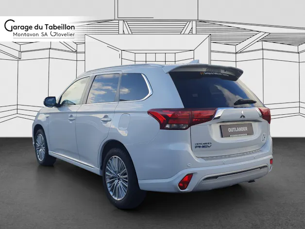 Mitsubishi Outlander 2.4 PHEV Diamond Crochet