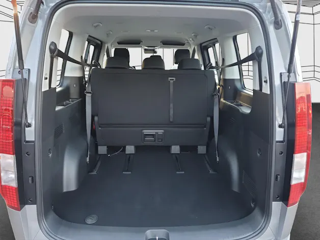 Hyundai Staria Wagon 1.6 GDi Hybride Amplia