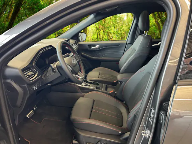 Ford Kuga 2.5 Hybrid ST-Line X 4x4