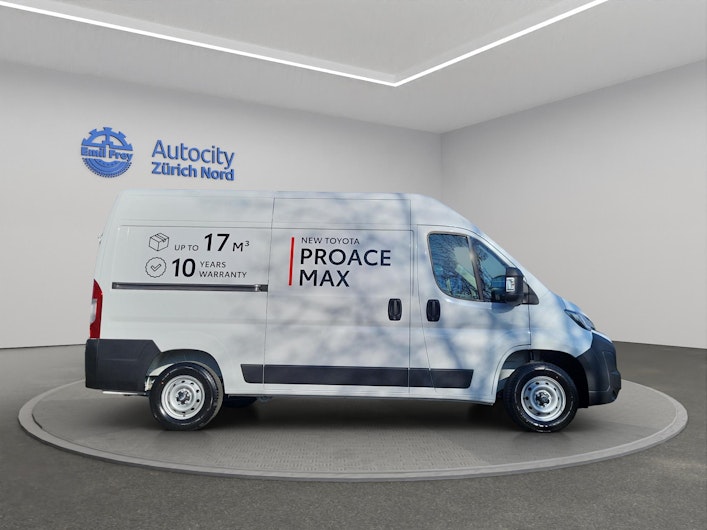 Vehicle image TOYOTA PROACE MAX