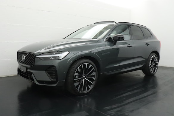 VOLVO XC60 2.0 T8 TE Ultra Dark eAWD 1