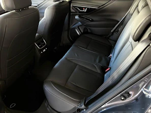 SUBARU OUTBACK 13