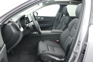 Vehicle image VOLVO XC60 2.0 T8 TE Ultra Dark eAWD