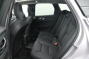 Vehicle image VOLVO XC60 2.0 T8 TE Ultra Dark eAWD